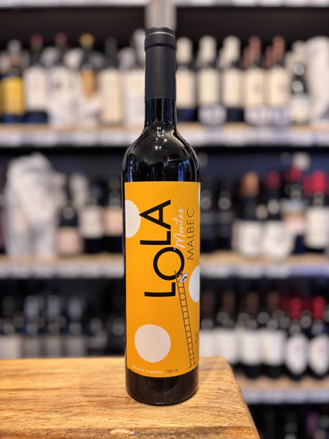 Lola (Malbec, Cabernet, red blend, White blend, rosado dulce)